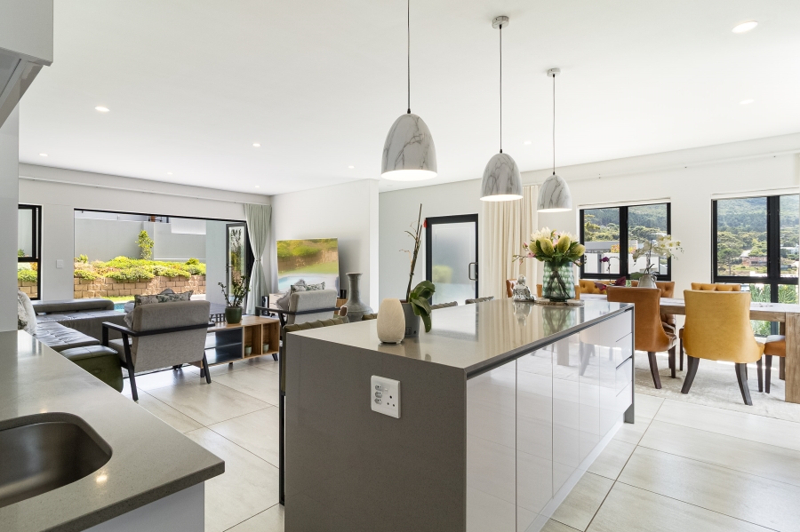 3 Bedroom Property for Sale in Valley Area Western Cape